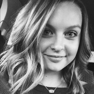 Meet your Posher, Lucy